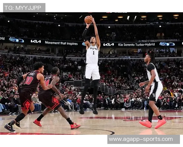 文班亚马虽砍下26分14板却难阻球队失利展现无限潜力与成长空间