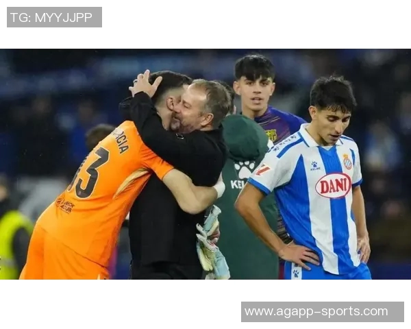 霍安在西班牙国家队展现出色团结精神替补角色无障碍 霍安在西班牙国家队展现出色团结精神替补角色无障碍